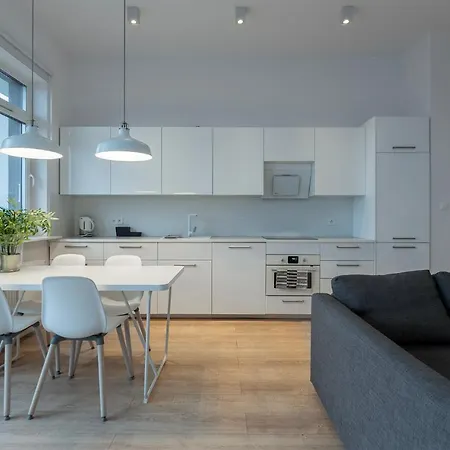 Appartamento Penthouse With A View Of Lodz & Free Parking Esterno foto