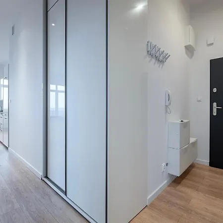 Appartamento Penthouse With A View Of Lodz & Free Parking Esterno foto
