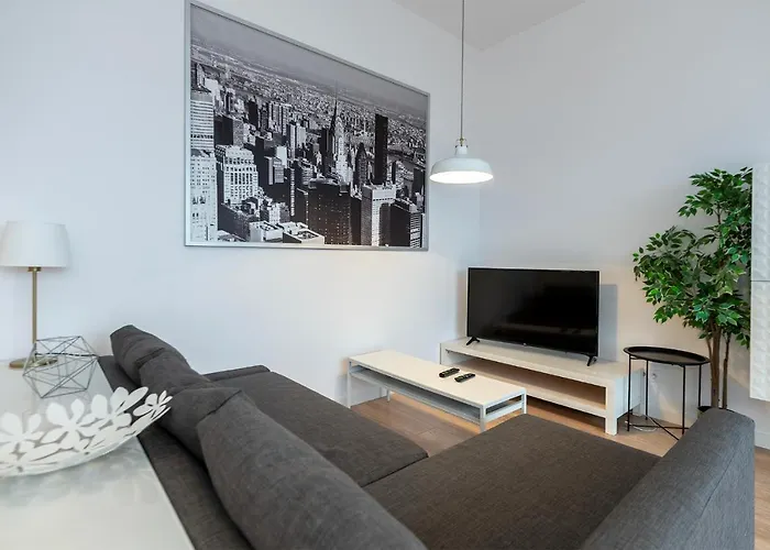 Penthouse With A View Of Lodz & Free Parking