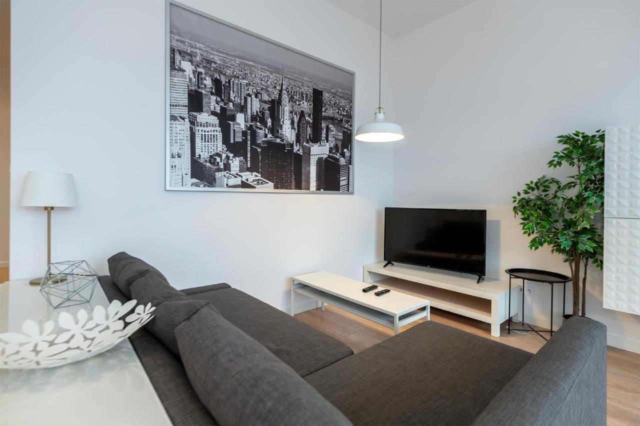 Apartment Penthouse With A View Of & Free Parking Lodz (Lodz)